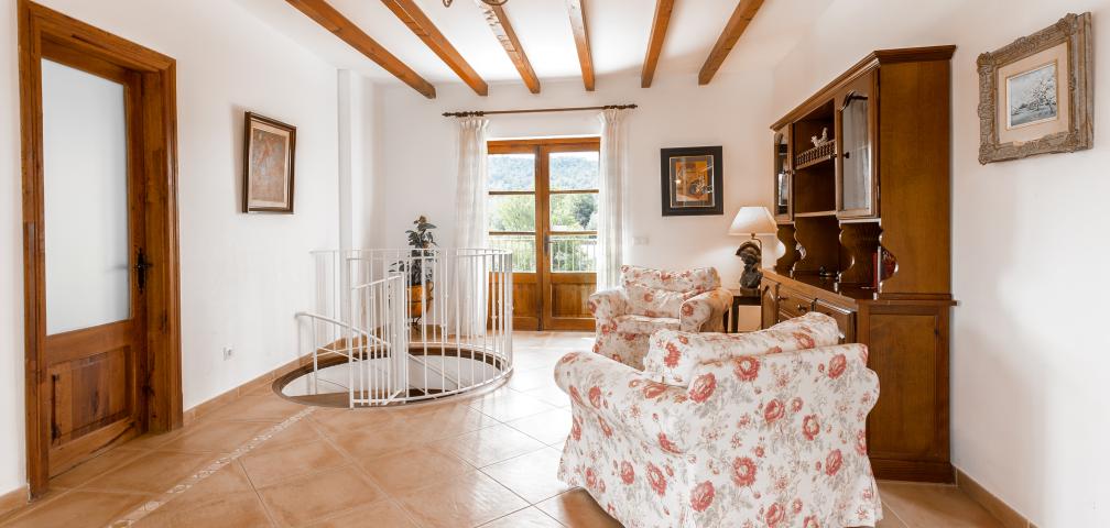 Rural Villa Son March