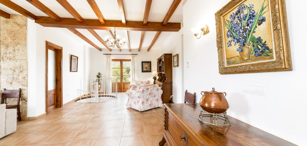 Rural Villa Son March