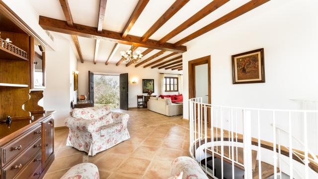 Rural Villa Son March