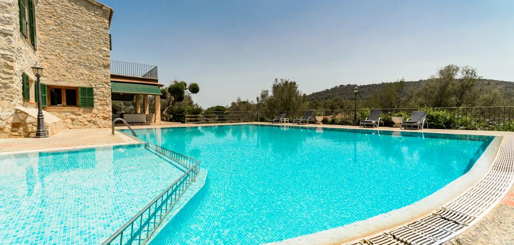 Rural Villa Son March