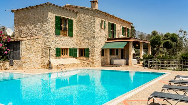 Rural Villa Son March