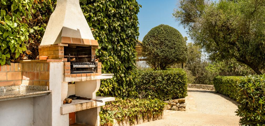 Rural Villa Son March