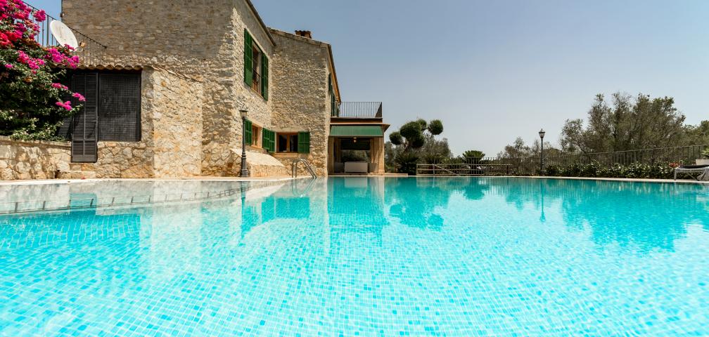 Rural Villa Son March