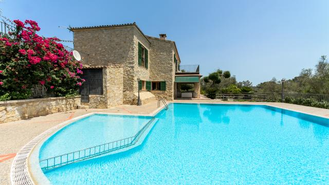 Rural Villa Son March