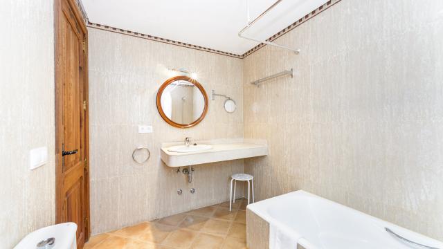 Rural Villa Son March