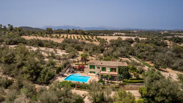 Rural Villa Son March