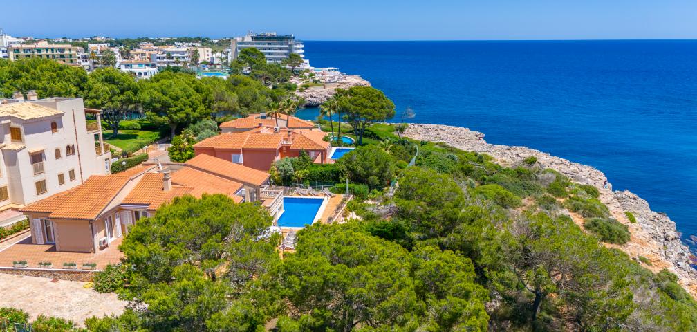 Urban Villa Jardín del Rey