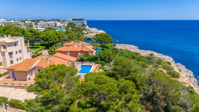 Urban Villa Jardín del Rey