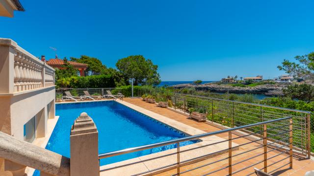 Urban Villa Jardín del Rey