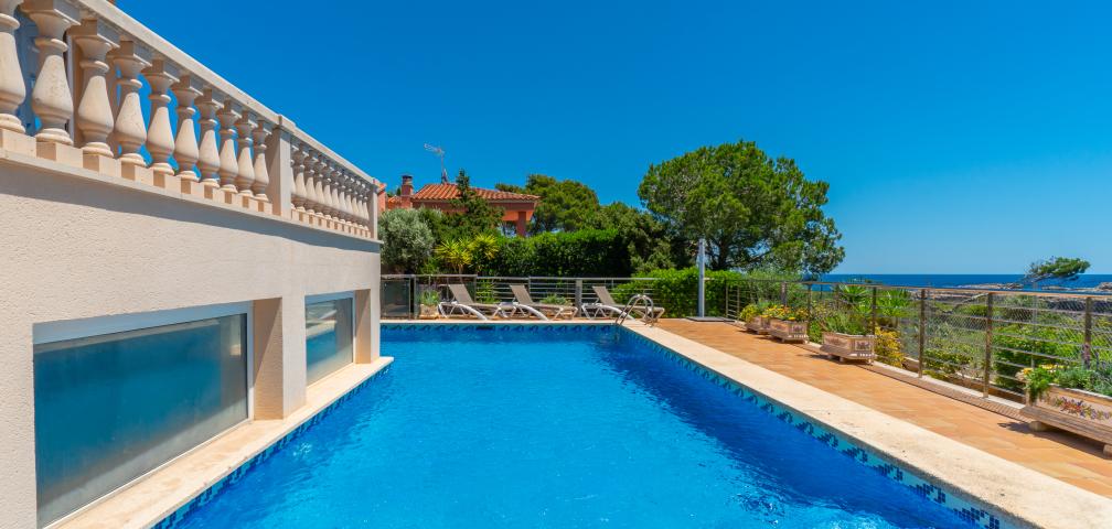 Urban Villa Jardín del Rey