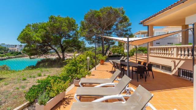 Urban Villa Jardín del Rey