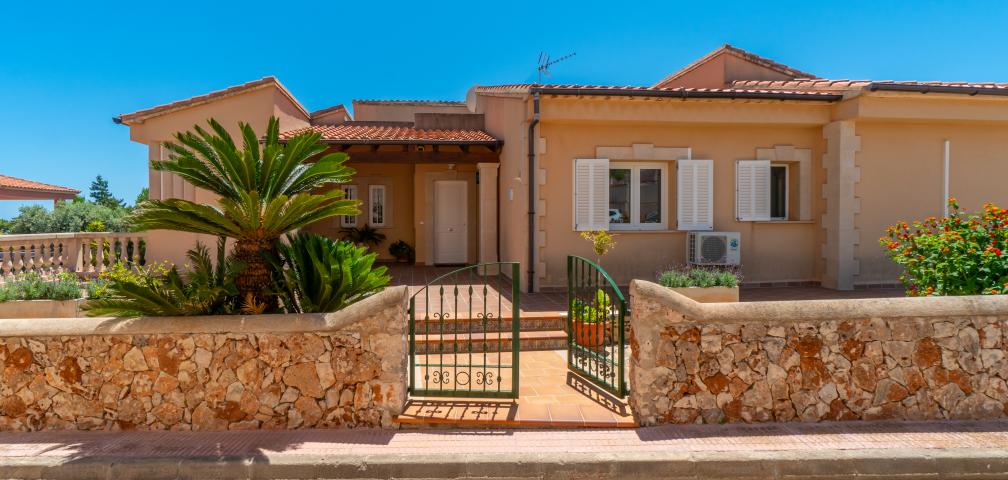 Urban Villa Jardín del Rey