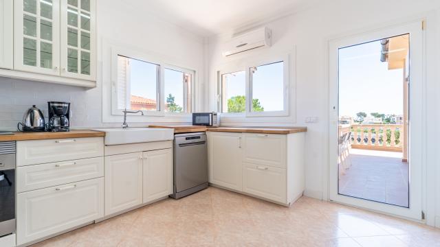 Urban Villa Jardín del Rey