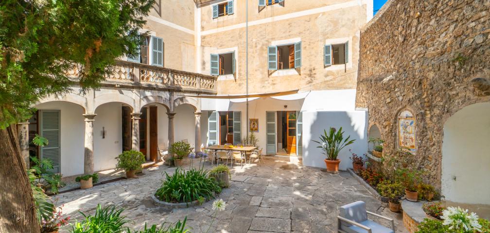 Town House Aixa