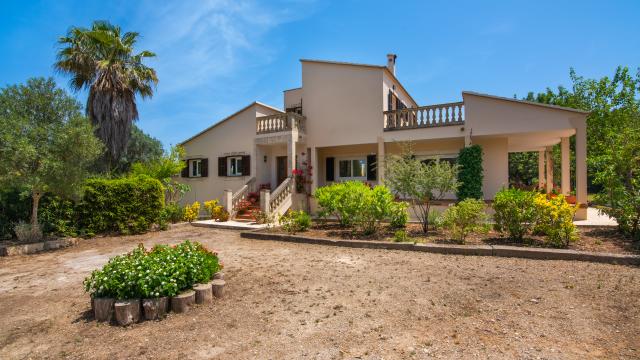 Rural Villa Es Raconet