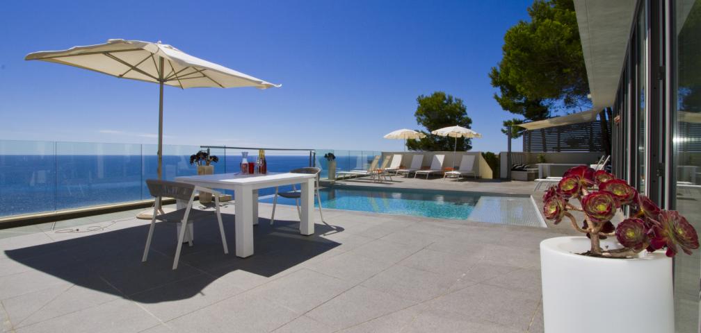 Urban Villa Can Ema