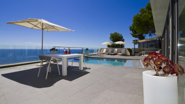 Urban Villa Can Ema