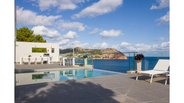 Urban Villa Can Ema