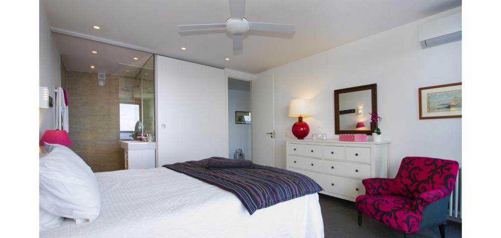 Urban Villa Can Ema