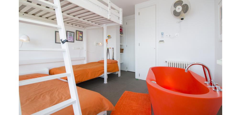 Urban Villa Can Ema
