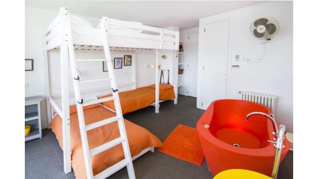Urban Villa Can Ema