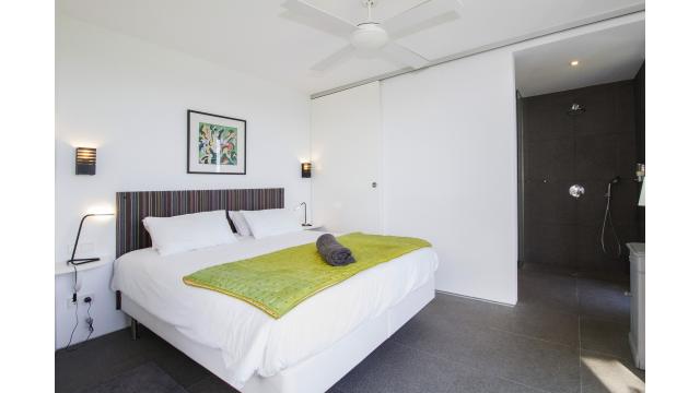 Urban Villa Can Ema