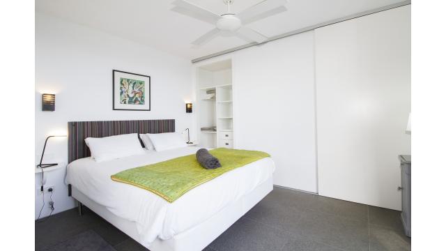 Urban Villa Can Ema