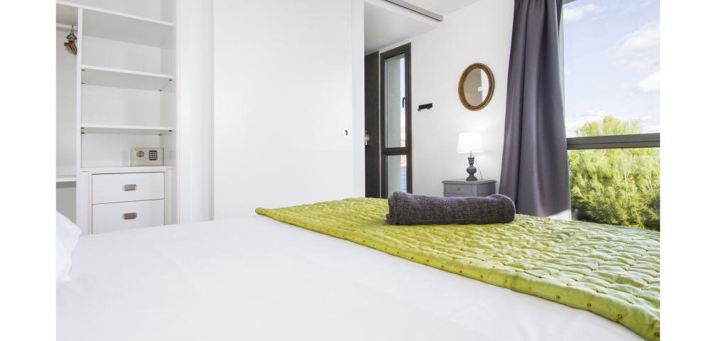Urban Villa Can Ema