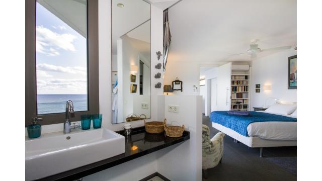 Urban Villa Can Ema