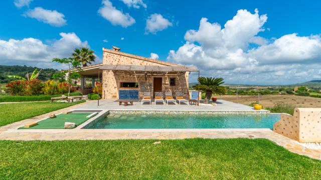 Rural Villa Desigual