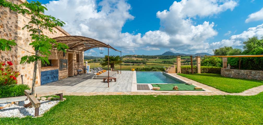 Rural Villa Desigual