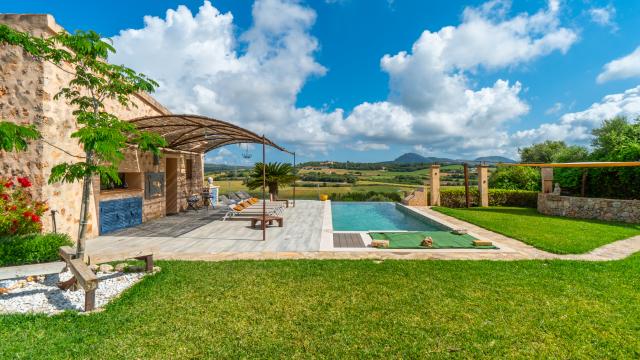 Rural Villa Desigual