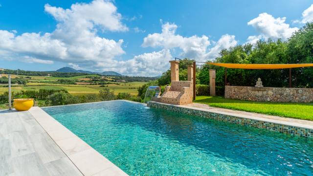 Rural Villa Desigual