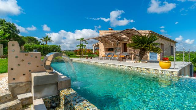 Rural Villa Desigual