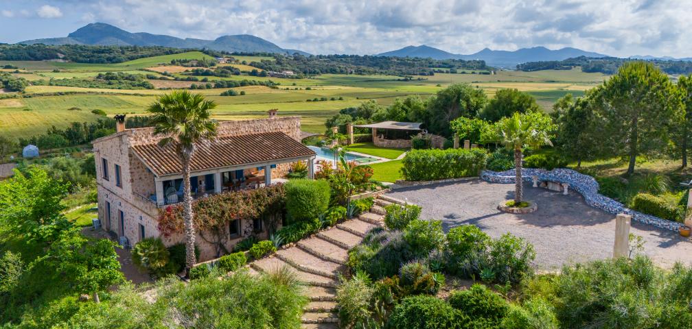 Rural Villa Desigual