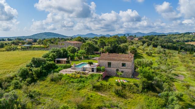 Rural Villa Desigual