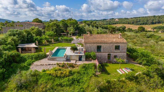 Rural Villa Desigual