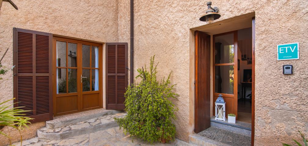 Rural Villa Es Badei