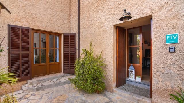 Rural Villa Es Badei