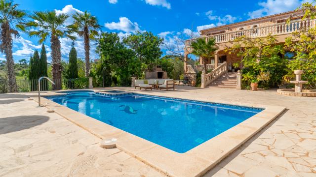 Rural Villa Can Roca