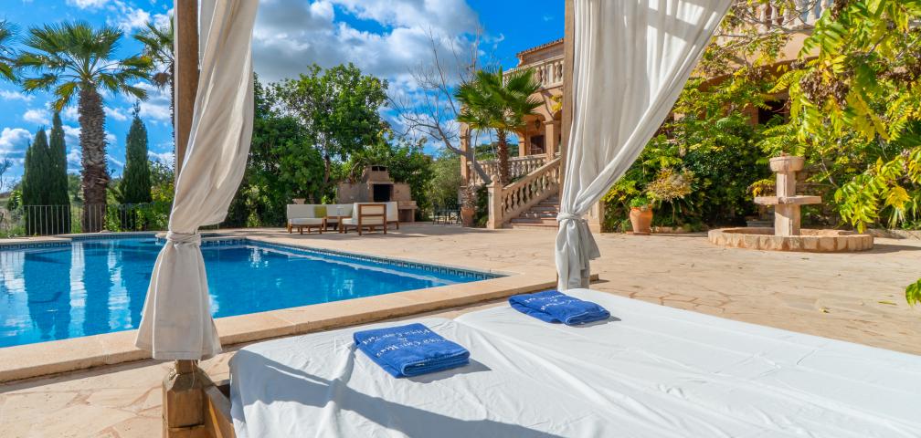 Rural Villa Can Roca