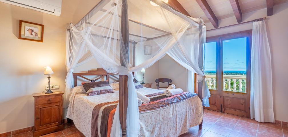 Rural Villa Can Roca