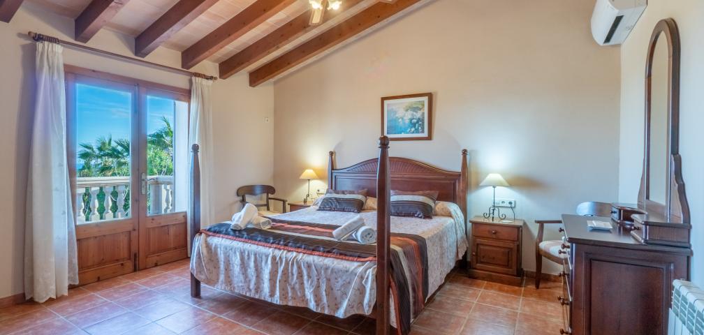 Rural Villa Can Roca