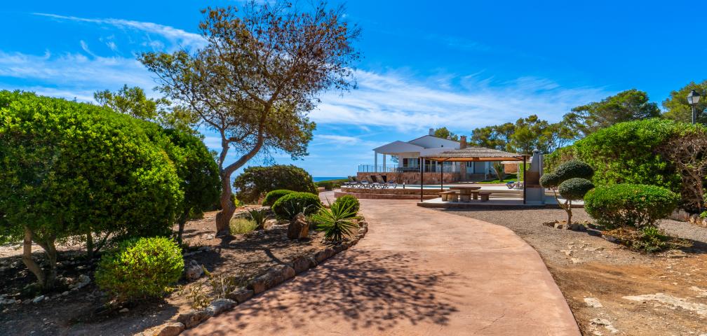 Urban Villa Can Ferrando