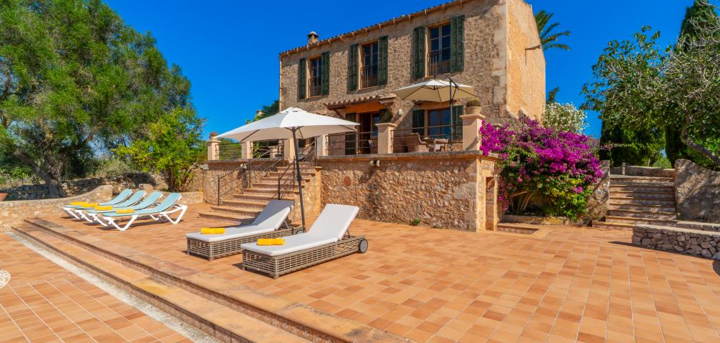 Rural Villa Grandiosa