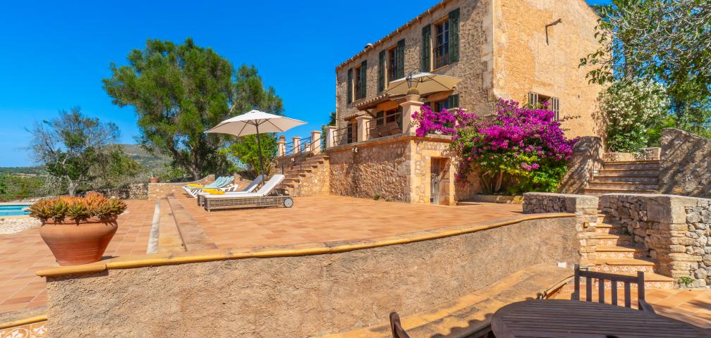 Rural Villa Grandiosa