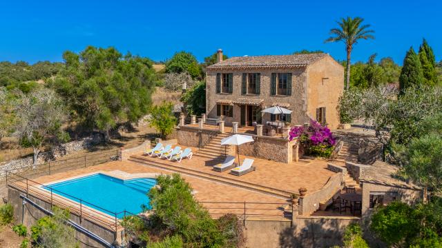 Rural Villa Grandiosa