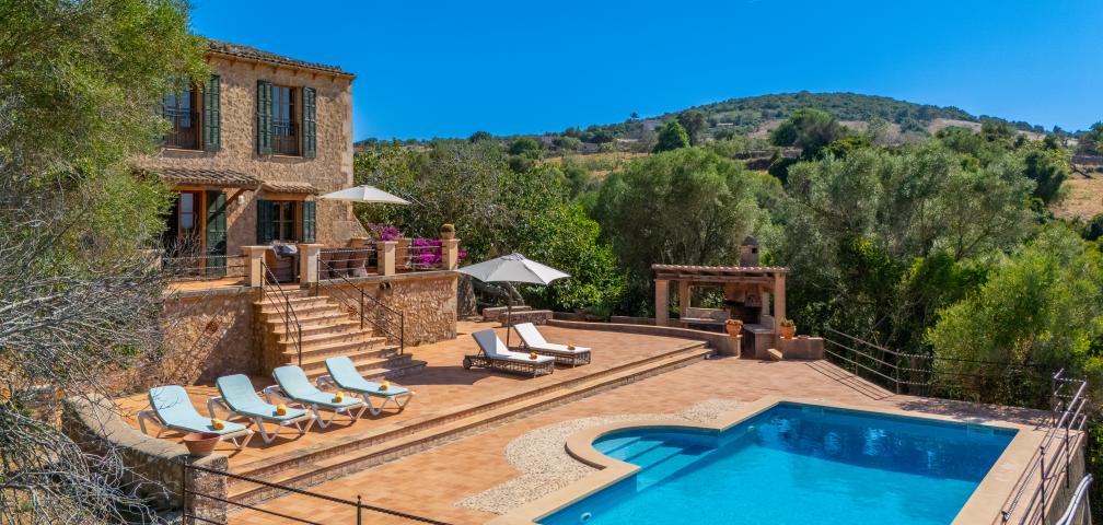 Rural Villa Grandiosa