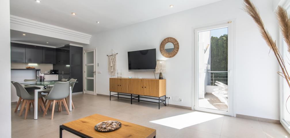 Urban Apartment Bungalow 25