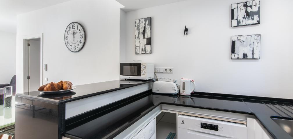 Urban Apartment Bungalow 25